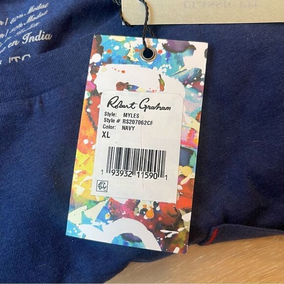 Robert Graham
Myles Cotton-Blend Pocket Tee - Picture 4 of 5